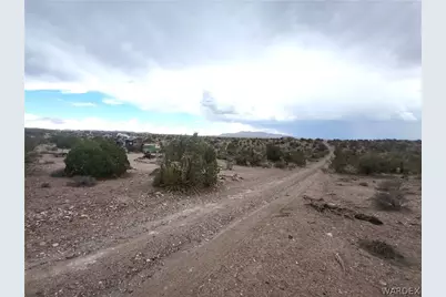 351-14-028 N Quintana Road, Dolan Springs, AZ 86441 - Photo 12