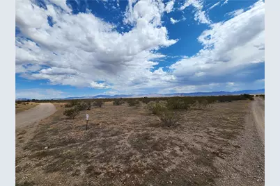 0000 Muscovite, Golden Valley, AZ 86413 - Photo 2