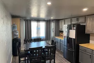 2231 Riverview Way, Bullhead City, AZ 86442 - Photo 8