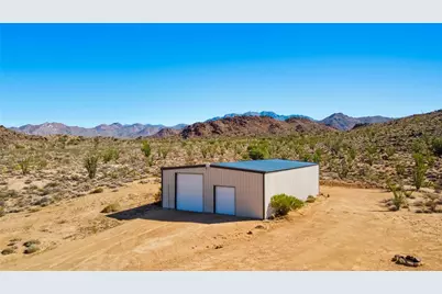 11102 Red Rock Road, Yucca, AZ 86438 - Photo 2