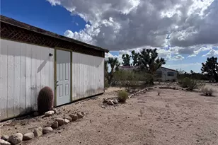 21188 S Cheyenne Rd, Yucca, AZ 86438 - Photo 24