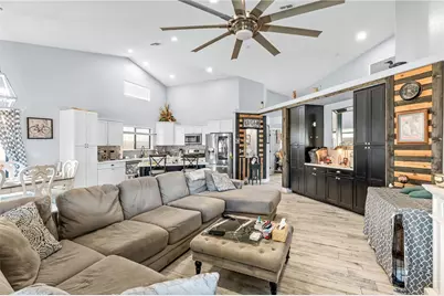 1411 E Seneca Way, Fort Mohave, AZ 86426 - Photo 14