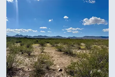 3753 N Escuela Rd, Golden Valley, AZ 86413 - Photo 1