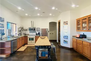 21038 S Cheyenne Rd, Yucca, AZ 86438 - Photo 26