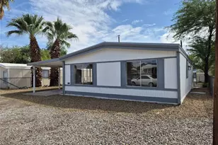 2053 Sweetwater Dr, Bullhead City, AZ 86442 - Photo 1