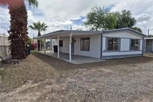 2053 Sweetwater Dr, Bullhead City, AZ 86442 - Photo 1