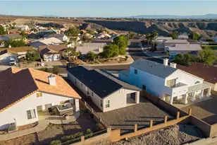 2155 Hi Jolly Dr, Bullhead City, AZ 86442 - Photo 38