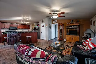 3549 N Gln Cyn Rd, Golden Valley, AZ 86413 - Photo 2