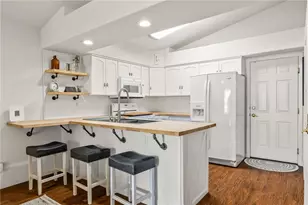 2542 Bridlewise Ln, Bullhead City, AZ 86442 - Photo 10