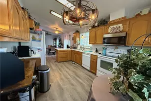 2553 Hillcrest Park Dr, Bullhead City, AZ 86429 - Photo 16