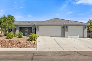3772 Tomahawk Ln, Bullhead City, AZ 86442 - Photo 4
