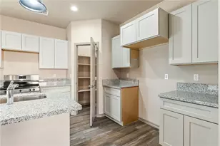 9770 S Kingman Dr, Mohave Valley, AZ 86440 - Photo 8