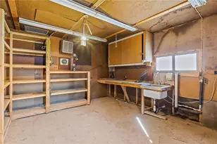 2088 E Hackamore Dr, Mohave Valley, AZ 86440 - Photo 8