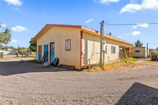 2088 E Hackamore Dr, Mohave Valley, AZ 86440 - Photo 4