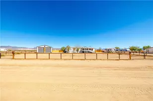 4938 N Davis Rd, Golden Valley, AZ 86413 - Photo 74