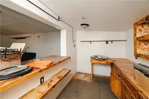 4938 N Davis Rd, Golden Valley, AZ 86413 - Photo 44