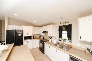 4938 N Davis Rd, Golden Valley, AZ 86413 - Photo 12