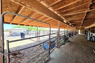 2576 E Calle Chavez Rd, Kingman, AZ 86409 - Photo 54