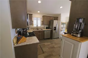 1296 E Citrus Dr, Kingman, AZ 86409 - Photo 6