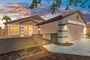 3013 Carefree Dr, Bullhead City, AZ 86442 - Photo 6