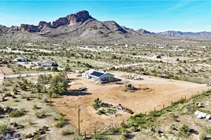 1790 S Gleeson Rd, Golden Valley, AZ 86413 - Photo 60