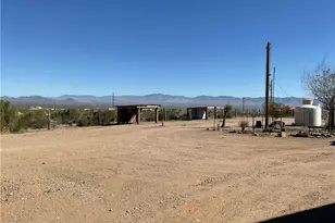 1790 S Gleeson Rd, Golden Valley, AZ 86413 - Photo 44