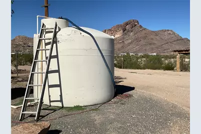 1790 S Gleeson Road, Golden Valley, AZ 86413 - Photo 16