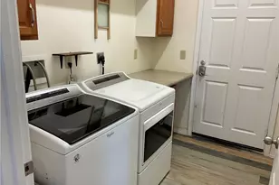 1790 S Gleeson Rd, Golden Valley, AZ 86413 - Photo 16