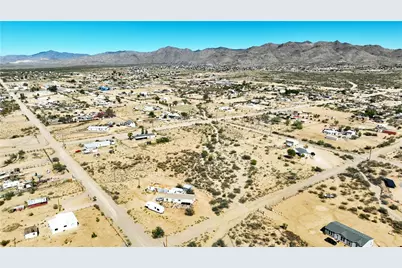 000 Tangerine Road, Golden Valley, AZ 86413 - Photo 22