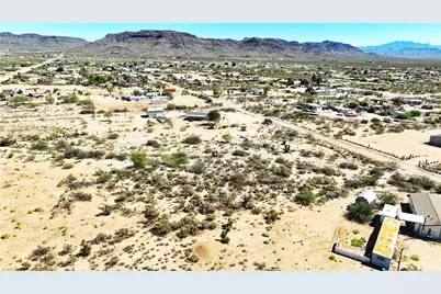 000 Tangerine Road, Golden Valley, AZ 86413 - Photo 12