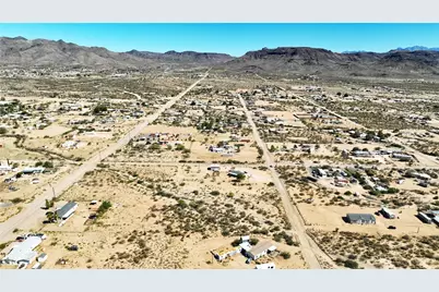 000 Tangerine Road, Golden Valley, AZ 86413 - Photo 30