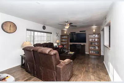 8725 S Cedar Street, Mohave Valley, AZ 86440 - Photo 6