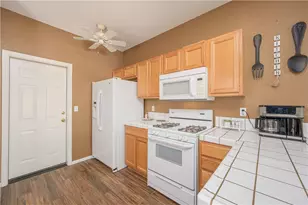 2911 Los Pueblos Dr, Bullhead City, AZ 86429 - Photo 16