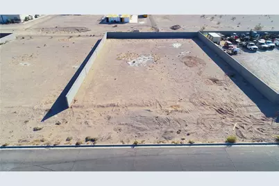 1550 E World Drive, Fort Mohave, AZ 86426 - Photo 1