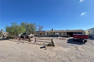 5628 S Mission Rd, Fort Mohave, AZ 86426 - Photo 1