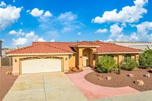 2913 Desert Vista Dr, Bullhead City, AZ 86429 - Photo 2