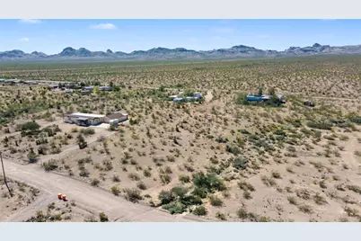 001 Eden Road, Golden Valley, AZ 86413 - Photo 6