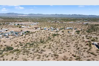 001 Eden Road, Golden Valley, AZ 86413 - Photo 14