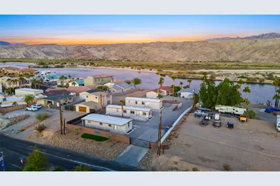 437 Riverfront Drive, Bullhead City, AZ 86442 - Photo 2