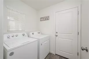 1139 Aspen Dr, Bullhead City, AZ 86442 - Photo 10