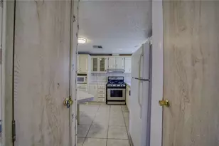 1804 Clearwater Dr, Bullhead City, AZ 86442 - Photo 18