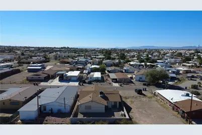 1097 Sahuaro Drive, Bullhead City, AZ 86442 - Photo 4