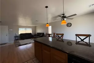 1097 Sahuaro Dr, Bullhead City, AZ 86442 - Photo 8