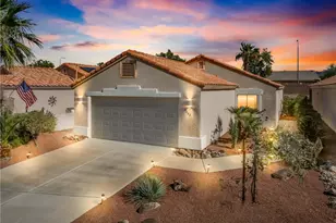 2467 Sabino Dr, Bullhead City, AZ 86442 - Photo 2