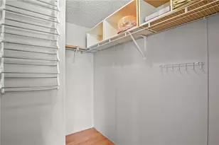 1354 S Don Luis Rd, Golden Valley, AZ 86413 - Photo 16