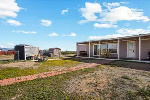 1354 S Don Luis Rd, Golden Valley, AZ 86413 - Photo 36