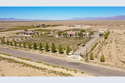 7774 E Pioneer Drive, Kingman, AZ 86401 - Photo 18