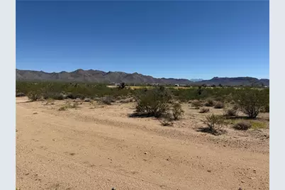 3982 N Araby Road, Golden Valley, AZ 86413 - Photo 12