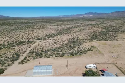 3982 N Araby Road, Golden Valley, AZ 86413 - Photo 2