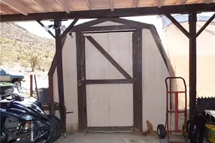 15836 Joshua Dr, Dolan Springs, AZ 86441 - Photo 2